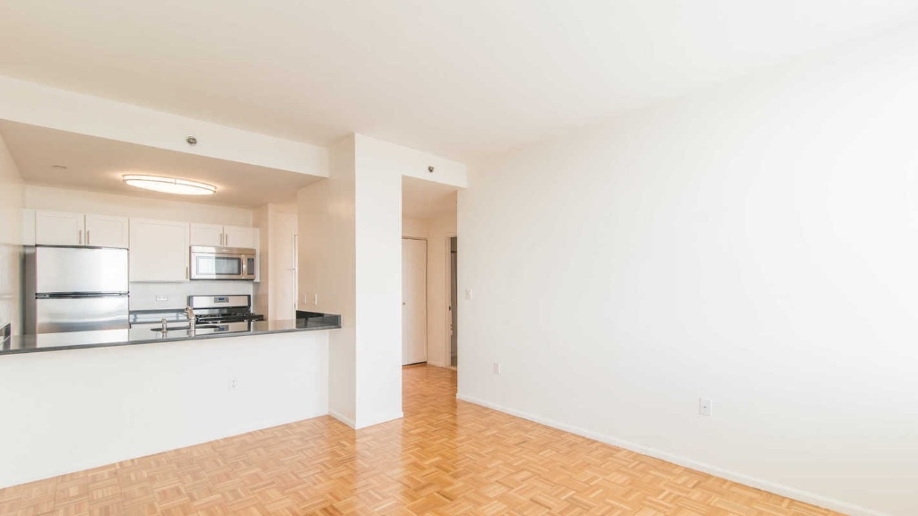 2BR on Montague Street - Photo 4