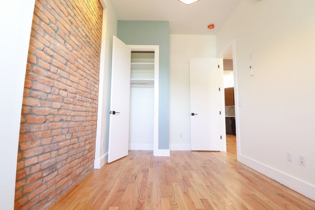 68 16th Street - Photo 3