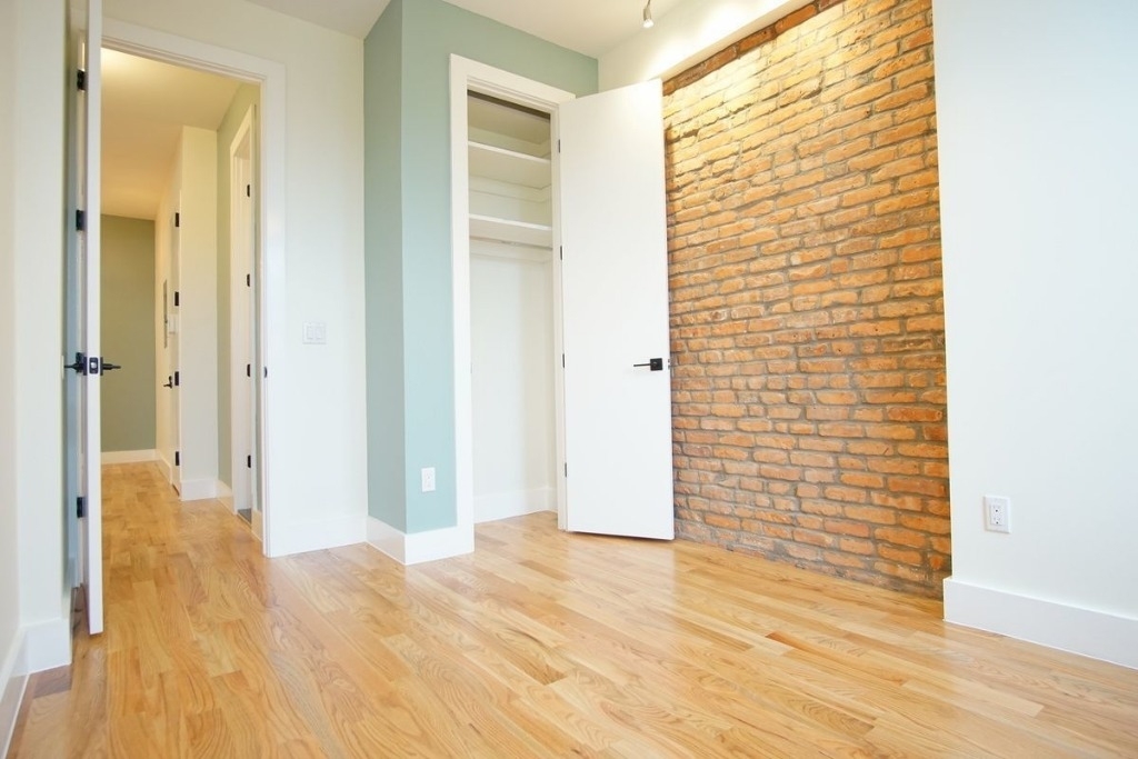 68 16th Street - Photo 9