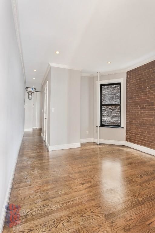 221 E 23rd Street - Photo 3