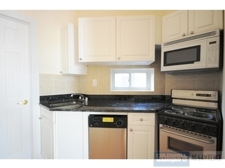 334 East 22 Street - Photo 4