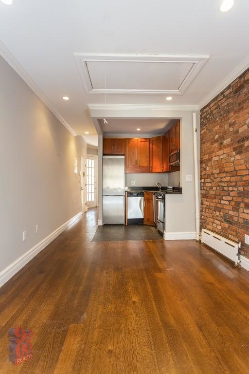 1373 First Avenue - Photo 2