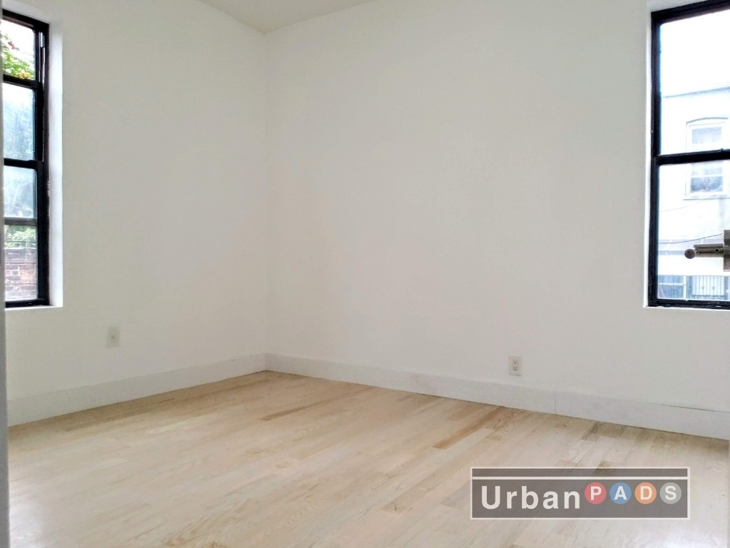 2391 Bedford Ave - Photo 5