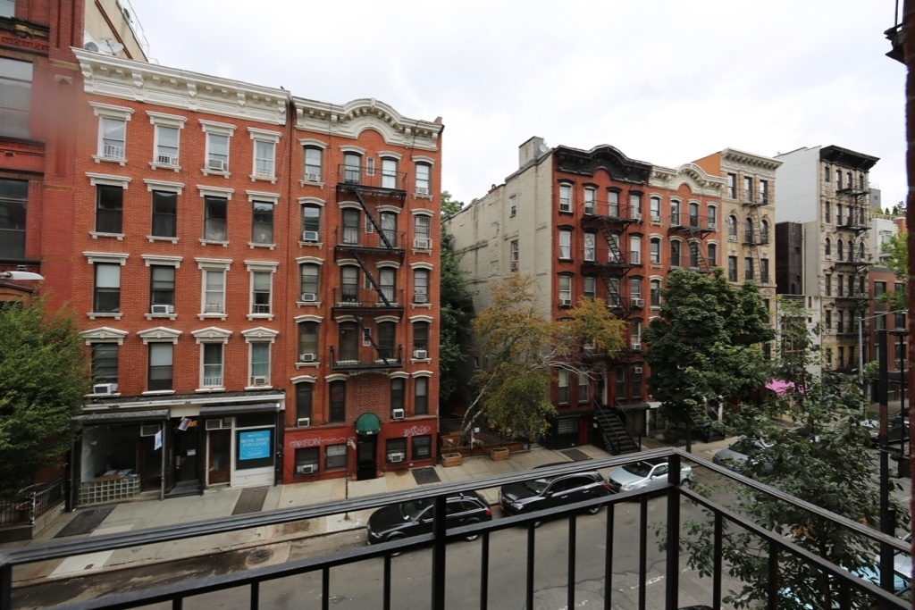 47 East 1st Street - Photo 7