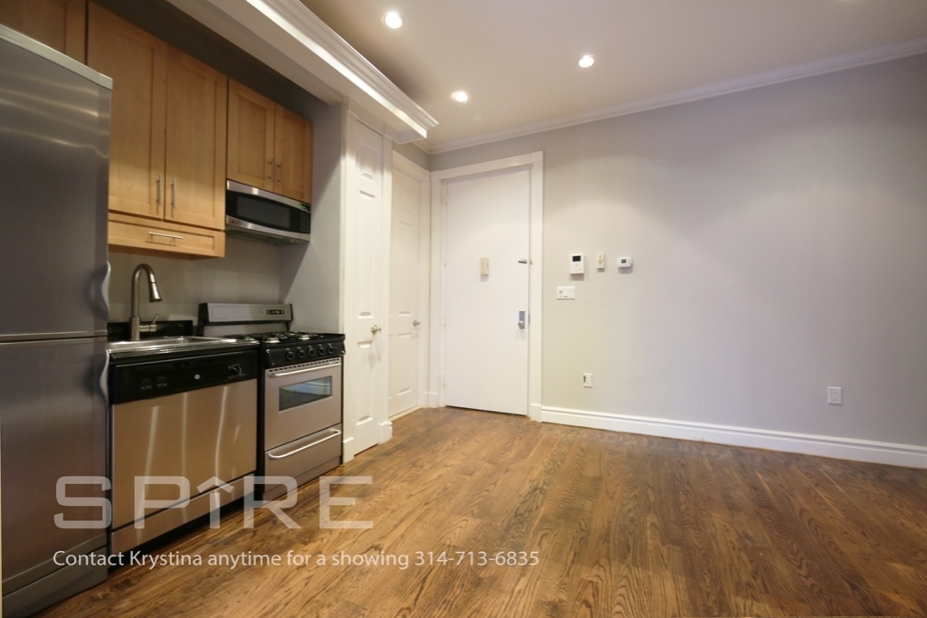 47 East 1st Street - Photo 1