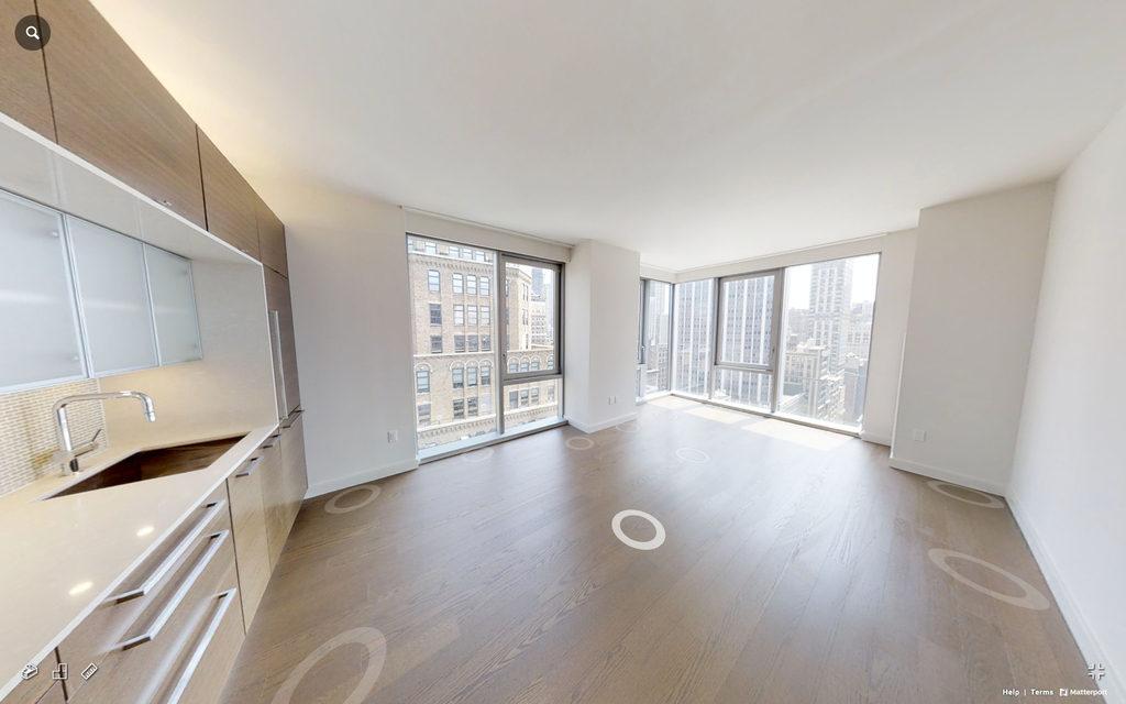 100 West 31st Street - Photo 0