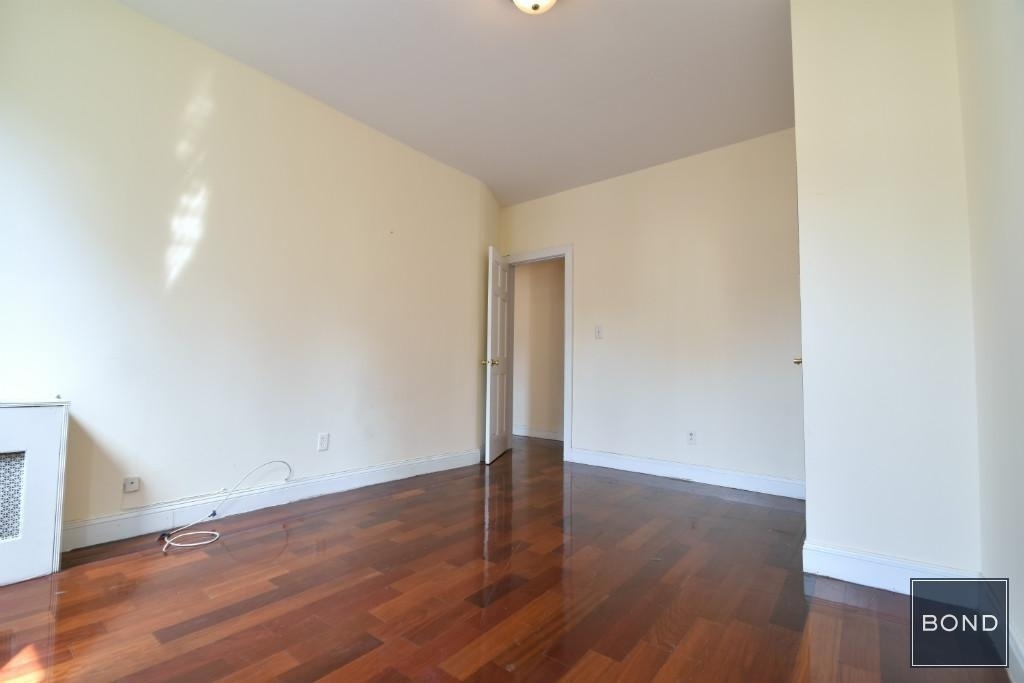 175 Lexington Avenue - Photo 3