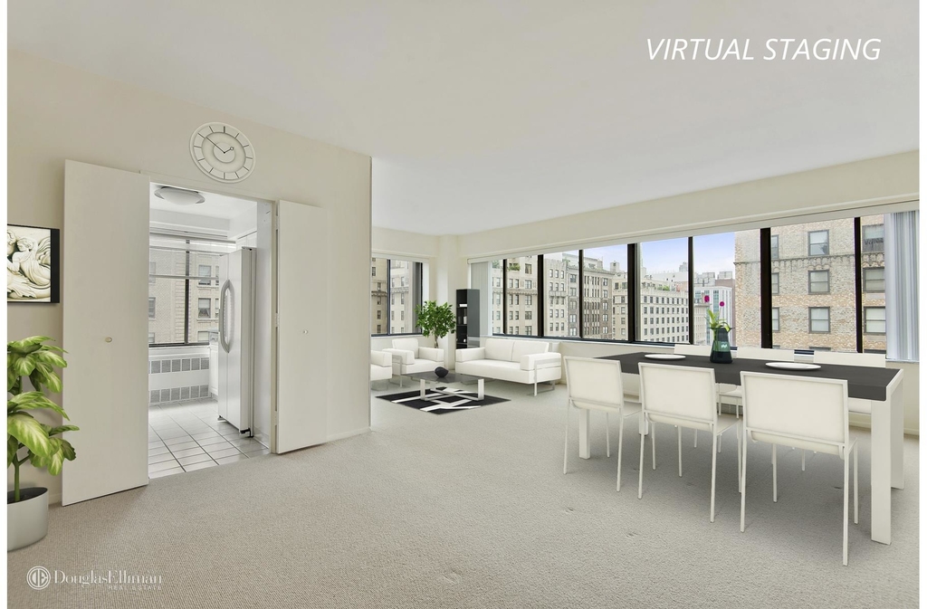 900 Park Avenue - Photo 0