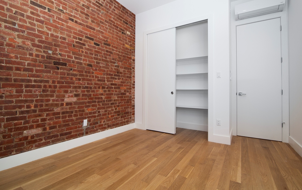 254 Broome St - Photo 6