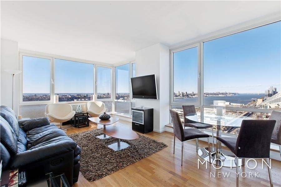 625 West 57th Street - Photo 2