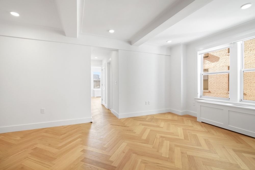 301 East 21st Street - Photo 9