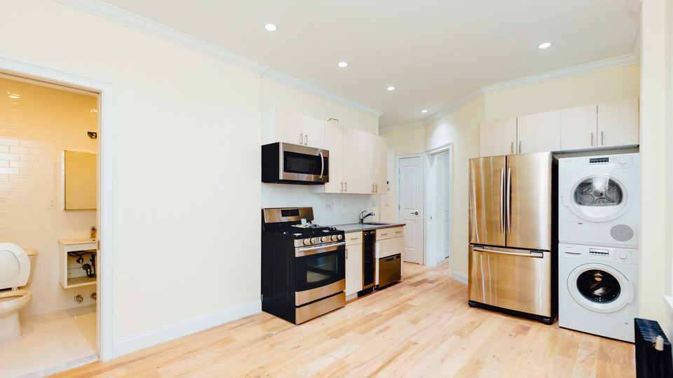 920 bushwick ave - Photo 1