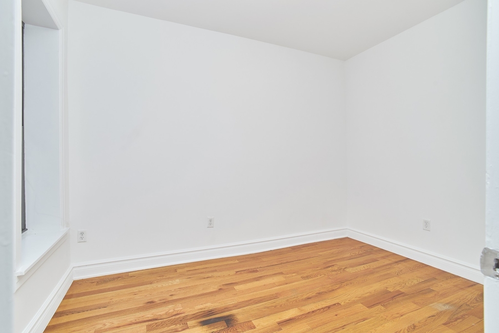 615 West 136th Street - Photo 7