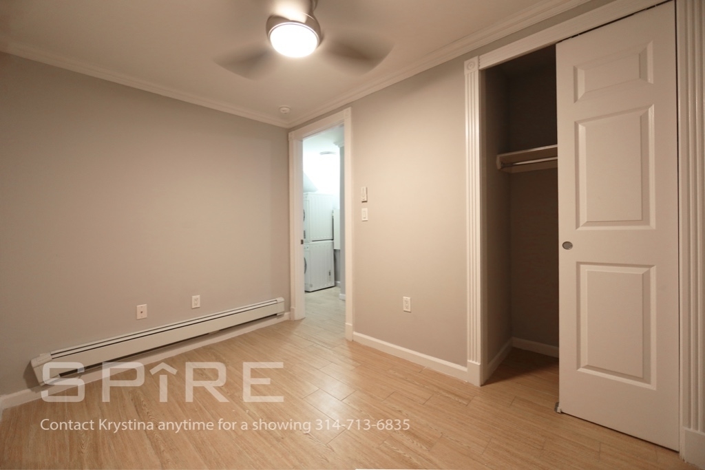 330 East 6th Street - Photo 5