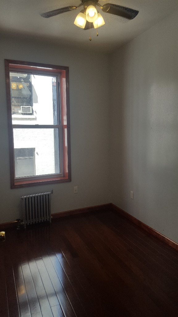 95 Elizabeth St #2c - Photo 2