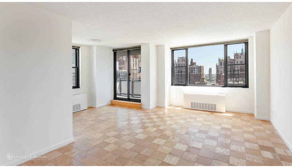 245 East 40th St - Photo 0