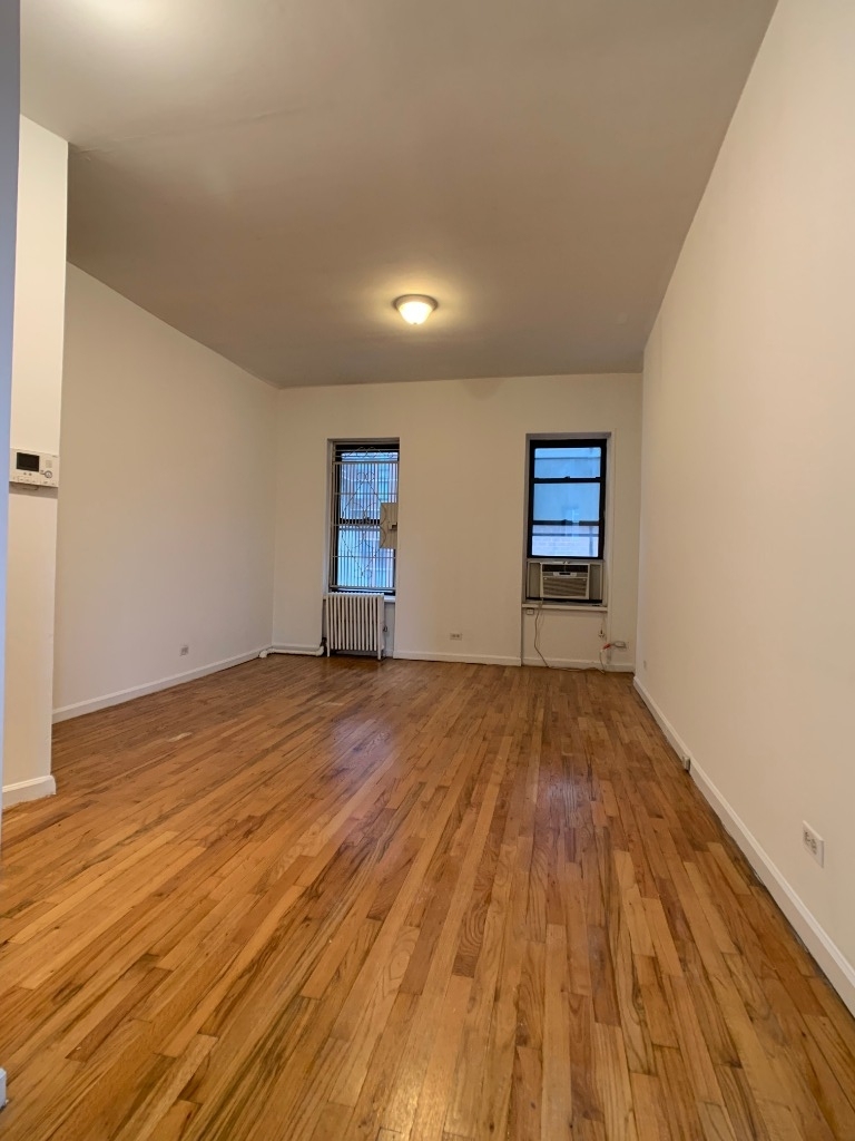 1437 First Avenue, New York, Ny 10021 - Photo 1