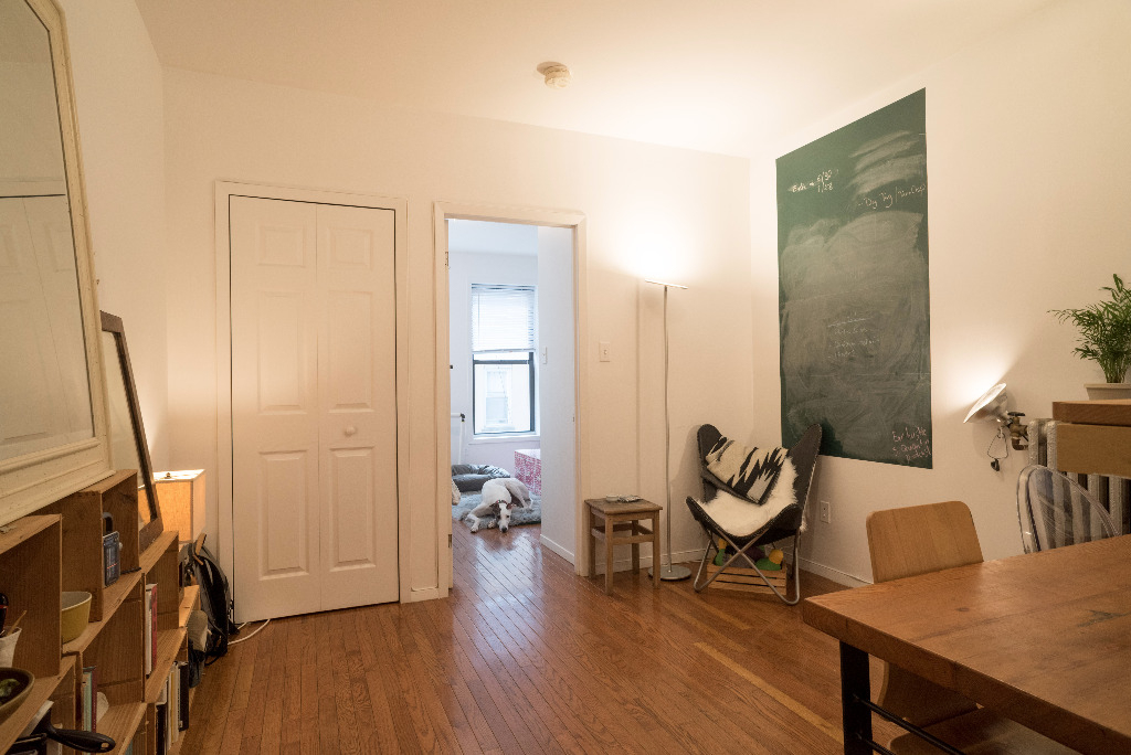 188 Orchard St - Photo 2