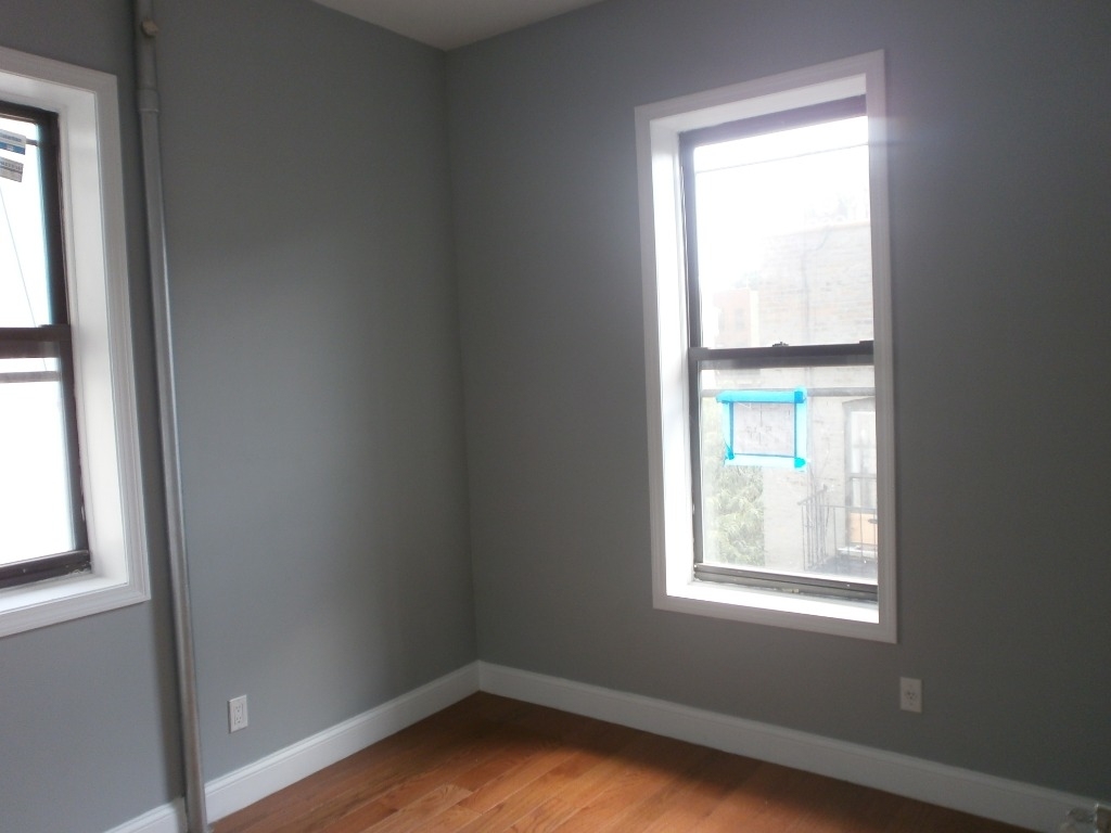 540 West 157th St - Photo 3