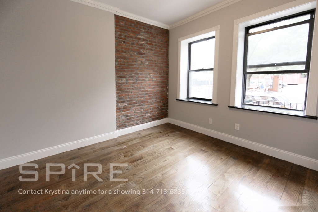 635 East 6th Street - Photo 3