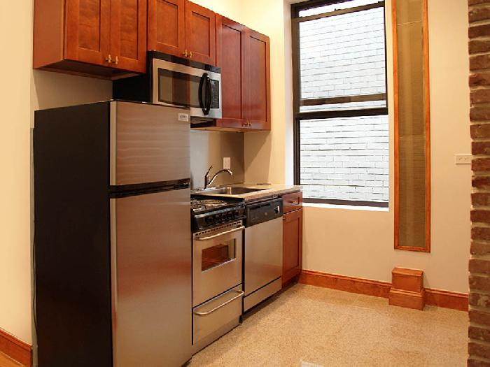 324 East 52nd Street, #4b, New York, Ny (10022 - Photo 2