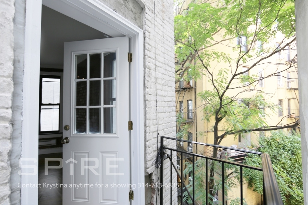 410 East 13th Street - Photo 2