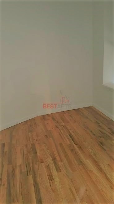 449 W 37TH STREET - Photo 5