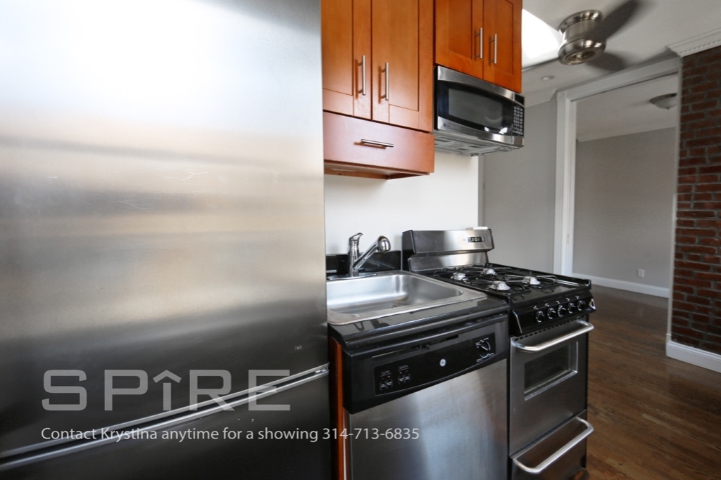 416 East 13th  - Photo 6