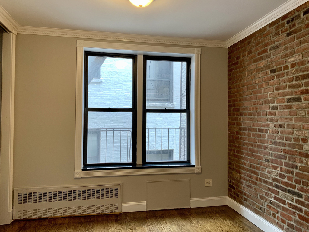 209 E 25th Street - Photo 1