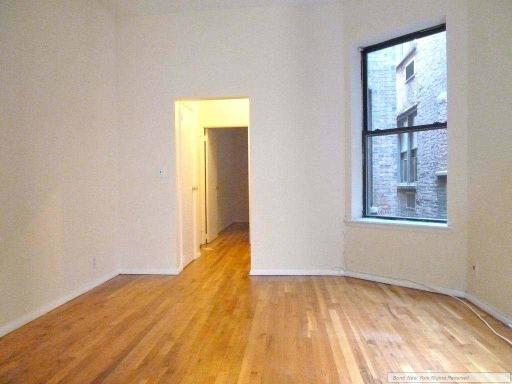 208 West 82nd Street - Photo 2