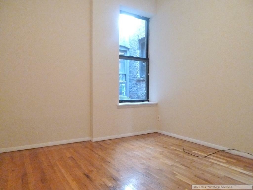 208 West 82nd Street - Photo 4