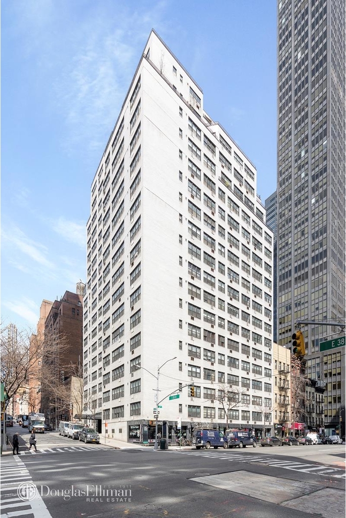 155 East 38th St - Photo 5