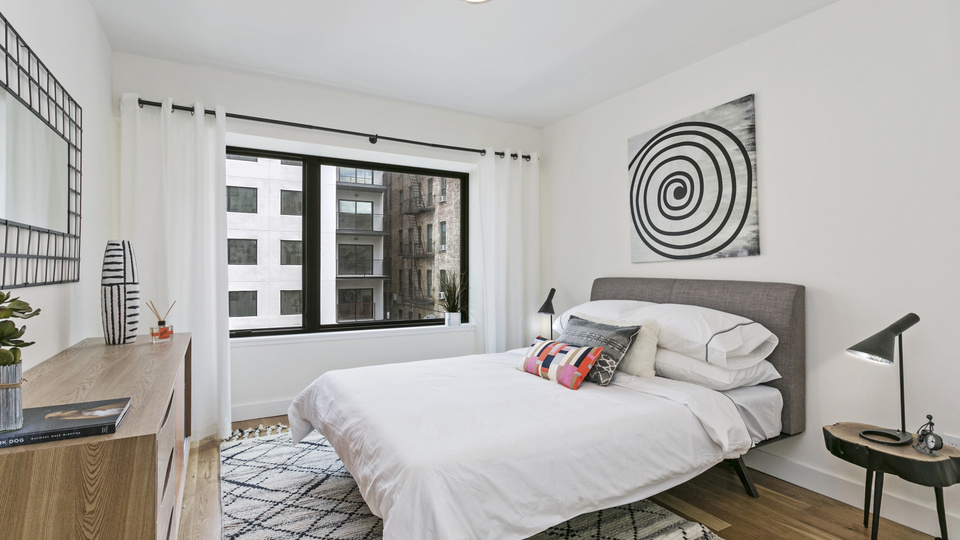 520 Parkside Ave - Unit: 6c - Photo 4