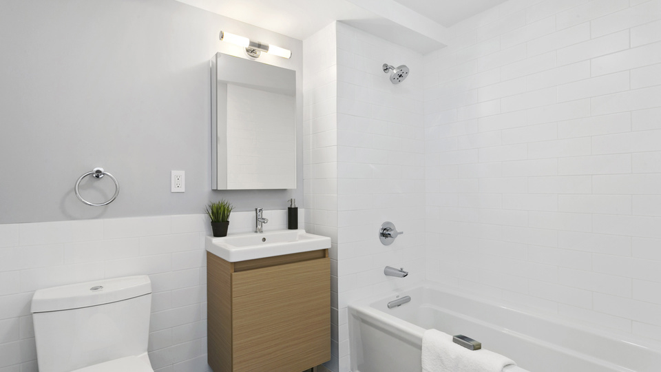 520 Parkside Ave - Unit: 6c - Photo 3