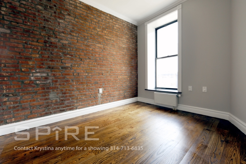 202 East 13th - Photo 4