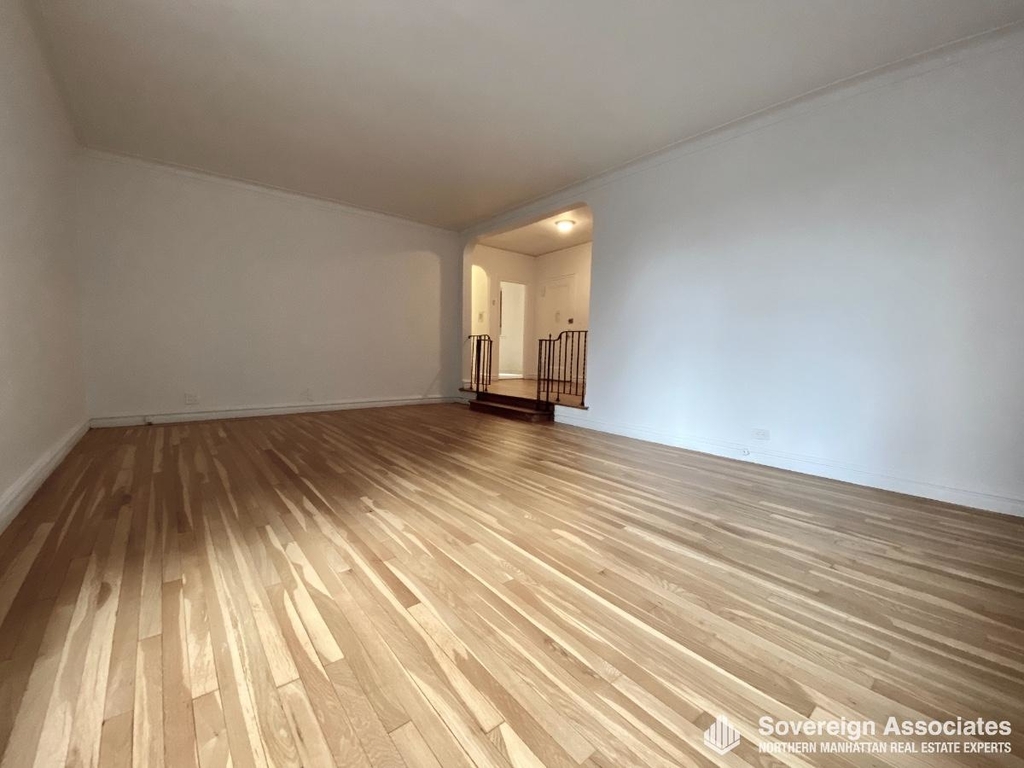 3240 Henry Hudson Parkway East - Photo 3