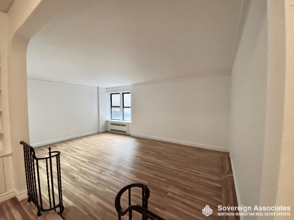 3240 Henry Hudson Parkway East - Photo 10