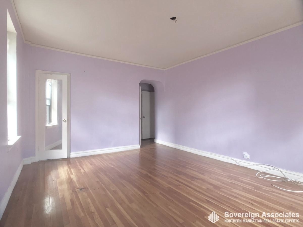 3240 Henry Hudson Parkway East - Photo 9