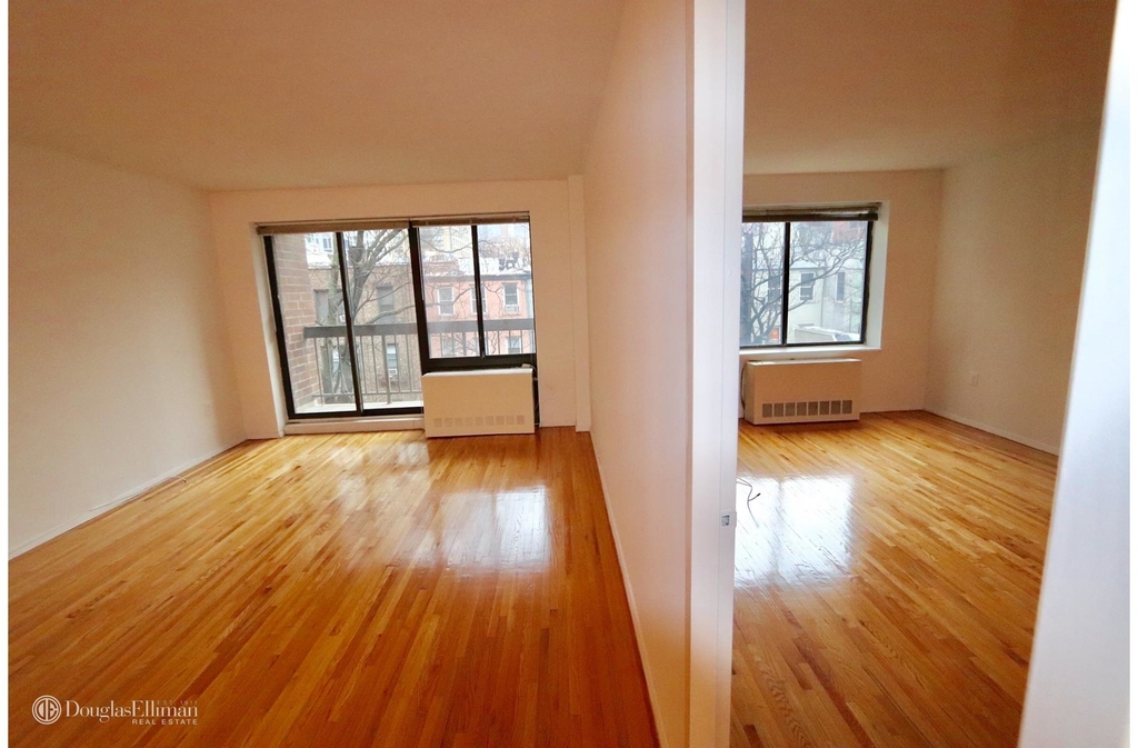 207 East 30th Street - Photo 0