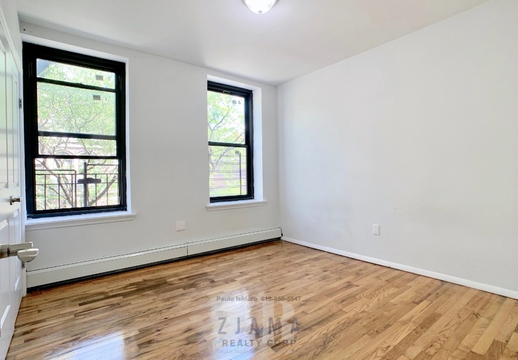 142 St Pauls Pl - Photo 4