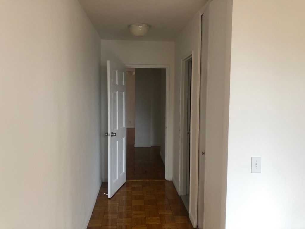 140 East 18th Street - Photo 3