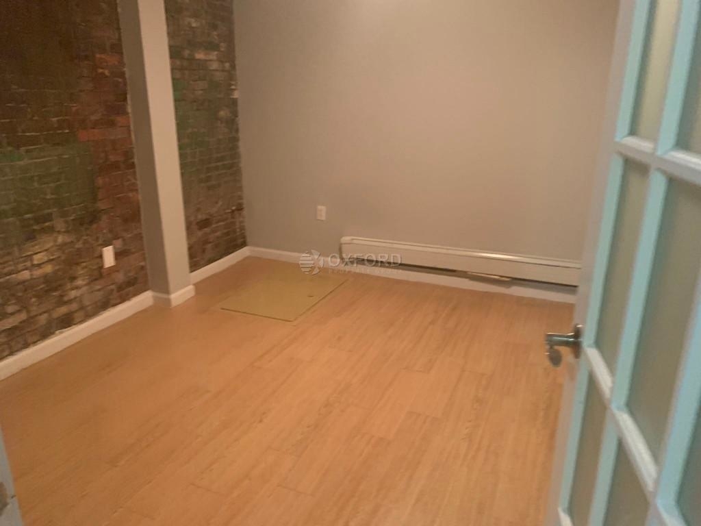 330 East 6th Street - Photo 9