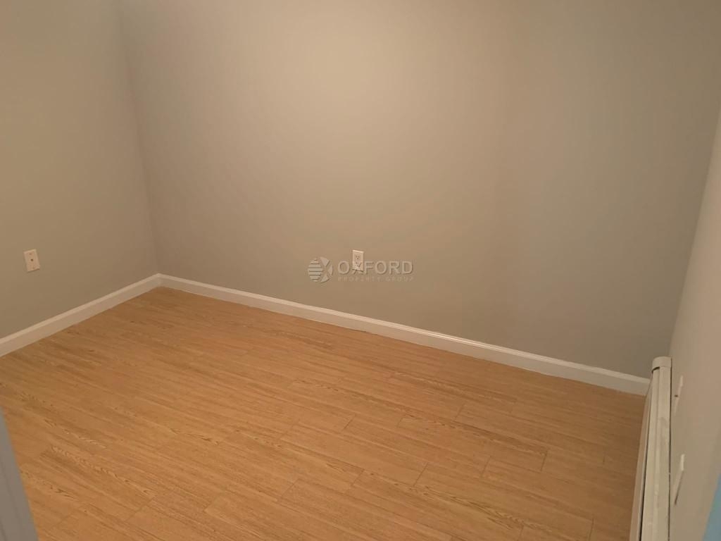 330 East 6th Street - Photo 6