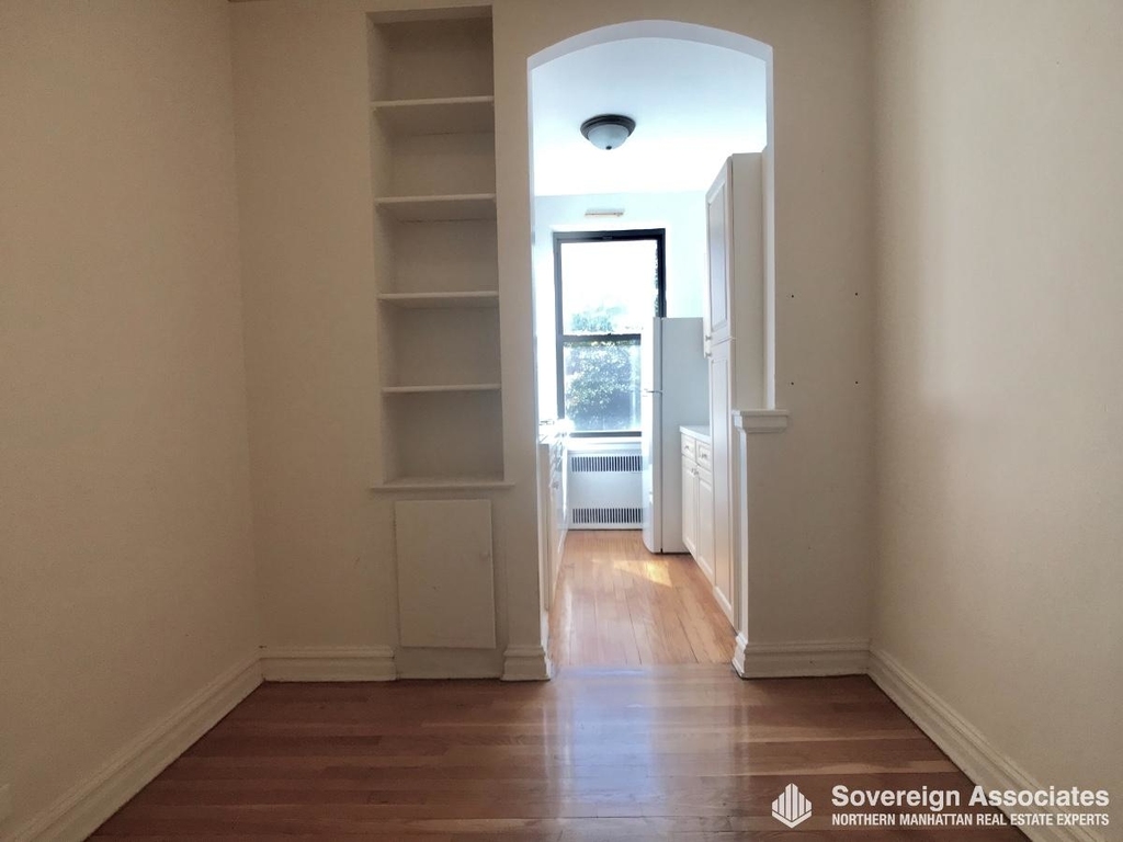 3240 Henry Hudson Parkway East - Photo 5