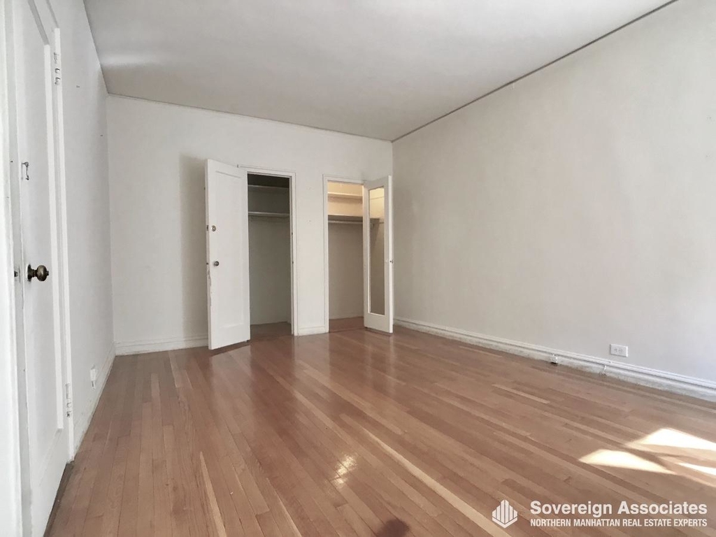 3240 Henry Hudson Parkway East - Photo 4