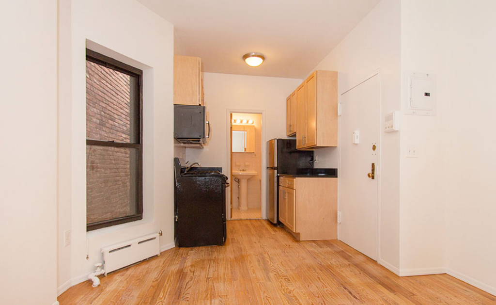 232 East 83rd Street - Photo 0