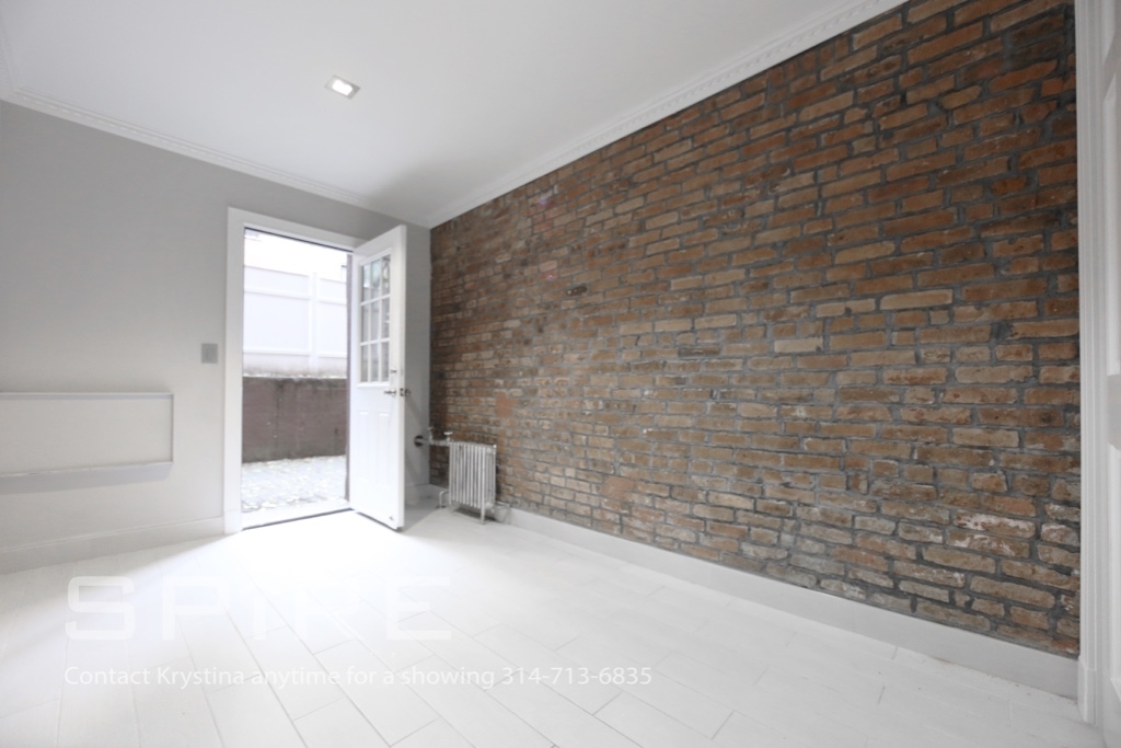 221 East 11th Street - Photo 6