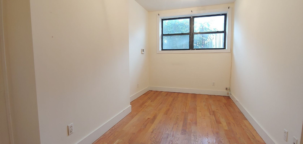 1263 Broadway - Photo 5