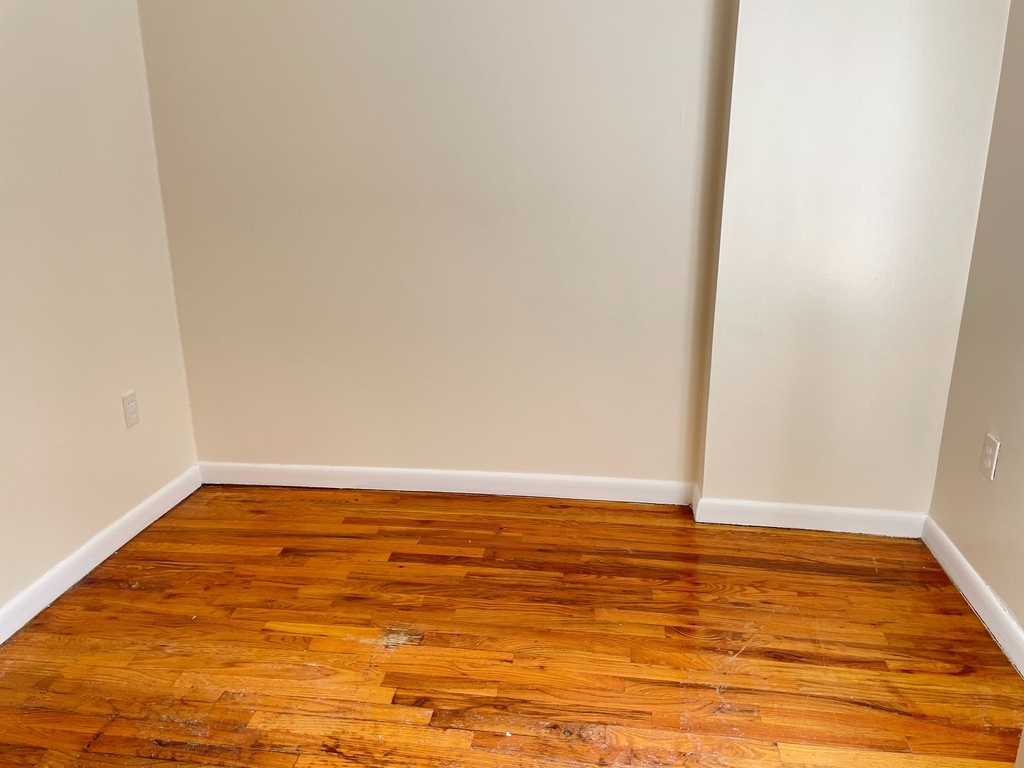 451 East 116th Street - Photo 3