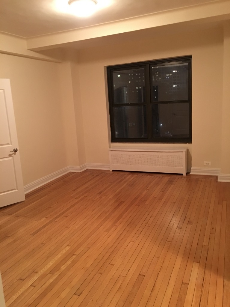 166 Second Avenue - Photo 3